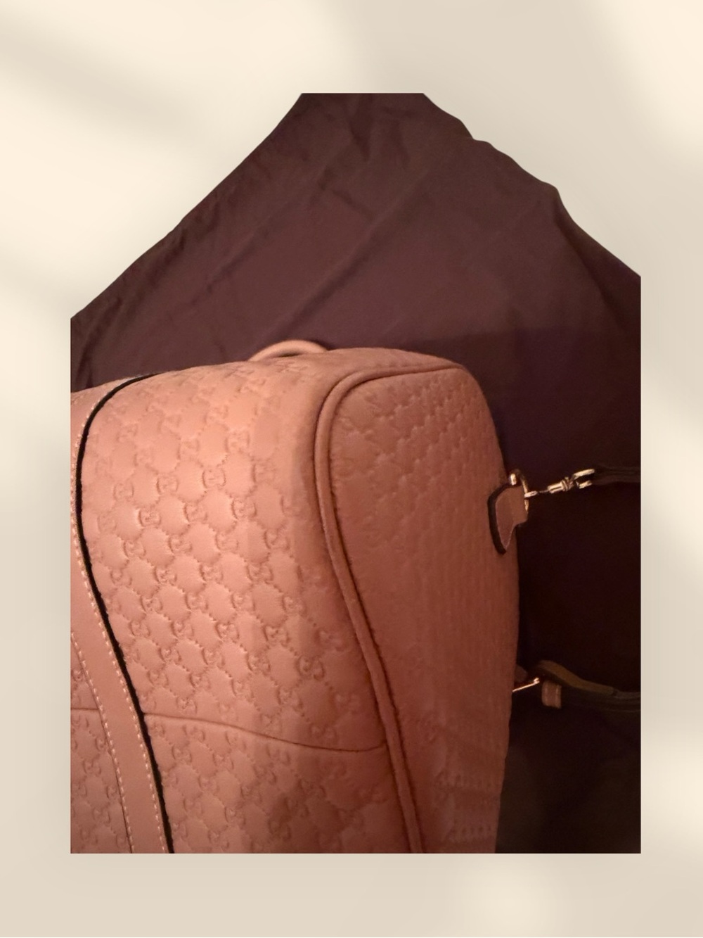Gucci Blush Pink Embossed Leather Travel Bag with Gold Hardware - Picture 4 of 12